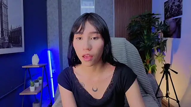 Snapshot of Miaa_Lee7 chatting on May 23, 8:41 pm Miaa Lee7 online show from May 23, 8:41 pm