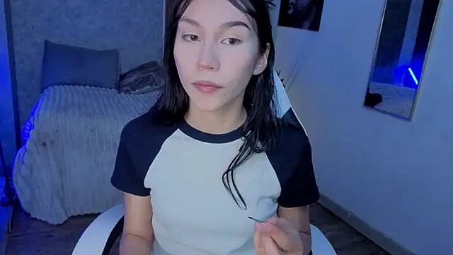 Snapshot of Miaa_Lee7 chatting on June 10, 9:38 pm Miaa Lee7 online show from June 10, 9:38 pm