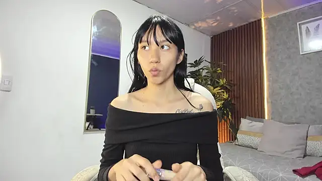 Miaa Lee7 online show from January 8, 9:43 pm