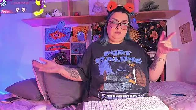 Snapshot of Banana_squirt chatting on October 17, 8:21 pm Banana squirt online show from October 17, 8:21 pm