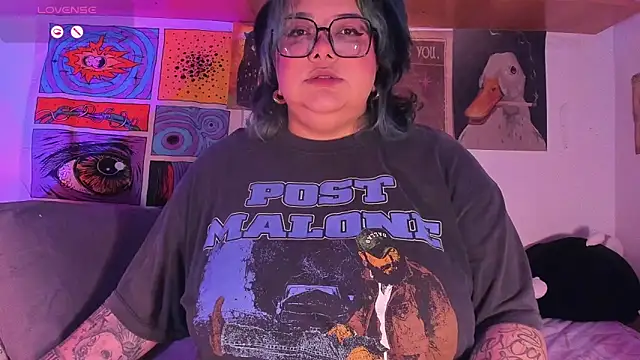 Banana squirt online show from March 4, 9:00 pm