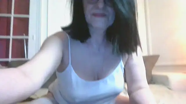 sarahspotlight online show from March 4, 5:21 pm