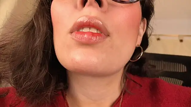 sophia dumont online show from April 19, 12:44 am