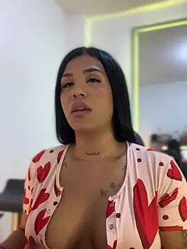 tinalove7 online show from May 1, 10:04 pm