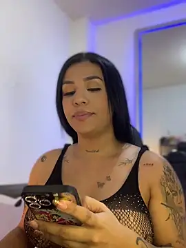 tinalove7 online show from May 13, 11:01 pm