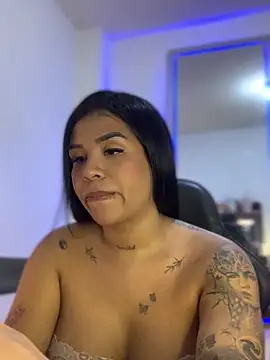 tinalove7 online show from May 28, 10:26 pm