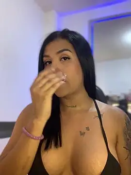 tinalove7 online show from May 3, 1:44 am
