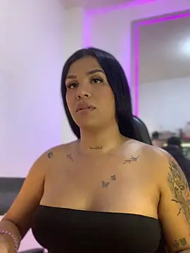 tinalove7 online show from April 22, 11:00 pm