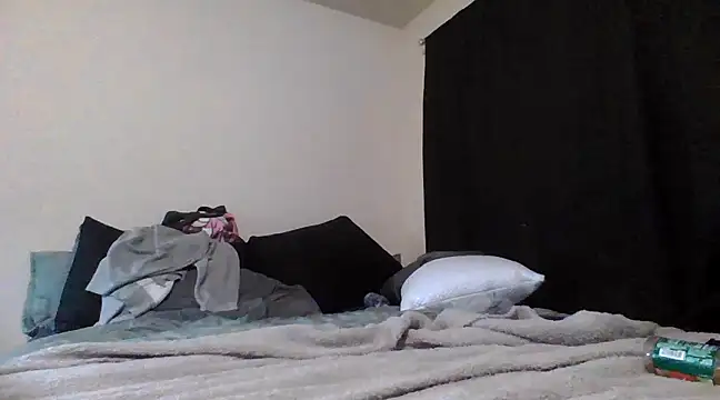 tastylolaaa online show from March 22, 5:39 am