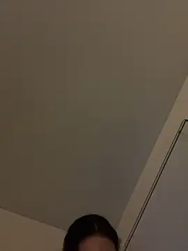 tastylolaaa online show from March 4, 5:21 am