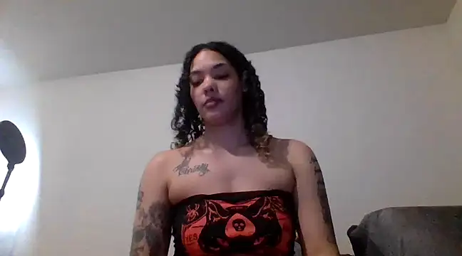 tastylolaaa online show from March 22, 12:39 am