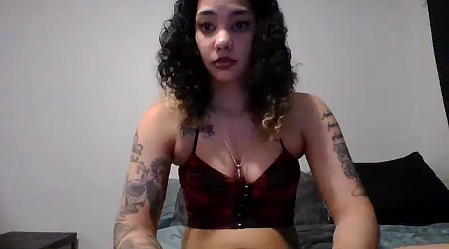 tastylolaaa online show from February 28, 5:15 am