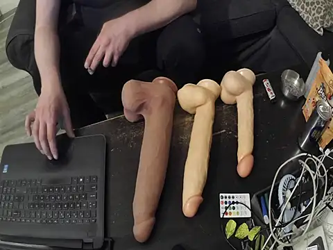 YourLoveBoyKevin online show from March 10, 10:36 pm