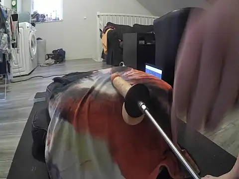 YourLoveBoyKevin online show from February 19, 3:53 pm