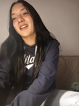 CuteHarper online show from October 18, 2:35 am