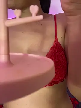 Snapshot of trex_x chatting on March 1, 3:01 pm trex x online show from March 1, 3:01 pm