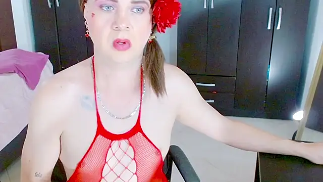 Snapshot of Dolldirtyxxx chatting on July 12, 2:45 am Dolldirtyxxx online show from July 12, 2:45 am