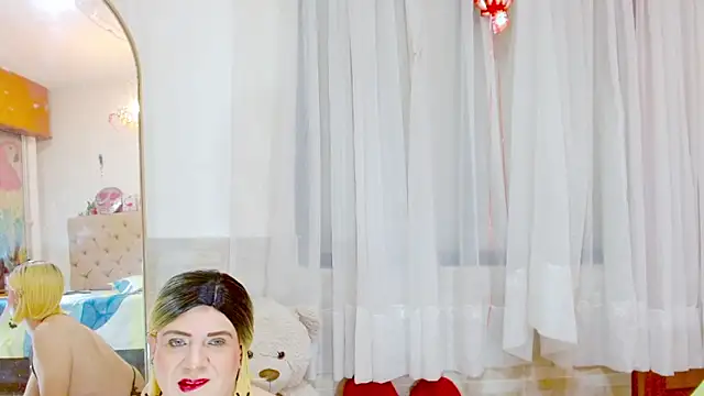 Dolldirtyxxx online show from May 28, 5:04 am