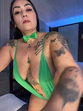 Madissonlove 1 online show from April 18, 3:42 am