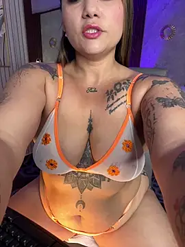 Madissonlove 1 online show from May 17, 11:16 pm