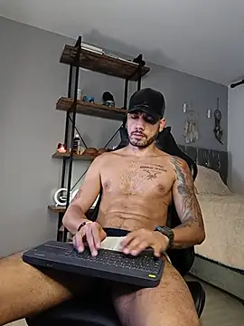 Chrissken online show from August 4, 1:32 am