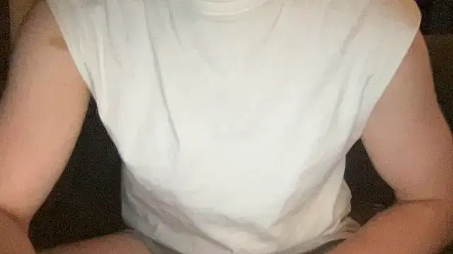 Snapshot of LeoLovelyDick chatting on July 7, 8:01 pm LeoLovelyDick online show from July 7, 8:01 pm