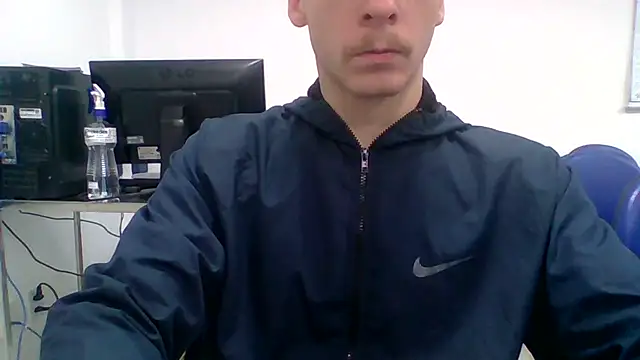 Snapshot of Novinho_pica_rosa chatting on October 17, 11:23 am Novinho pica rosa online show from October 17, 11:23 am