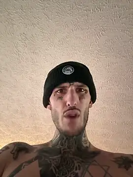 BadJewfucks online show from December 18, 4:44 pm