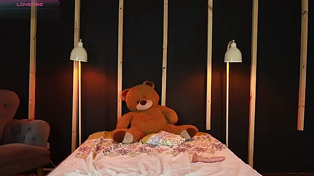 xamixa  online show from February 25, 4:04 pm