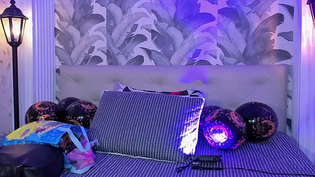 Snapshot of Sami_Evanns chatting on November 3, 3:12 am Sami Evanns online show from November 3, 3:12 am