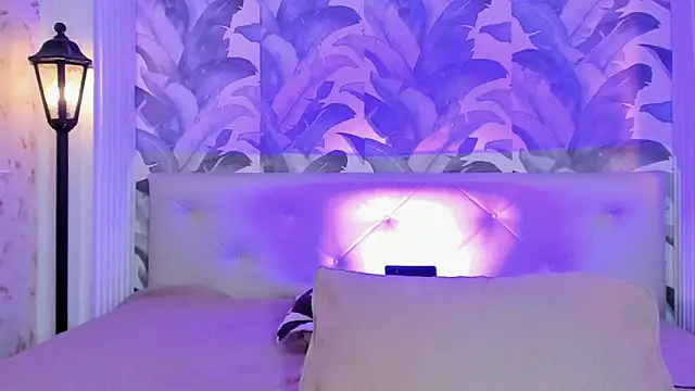 Sami Evanns online show from December 19, 3:10 am