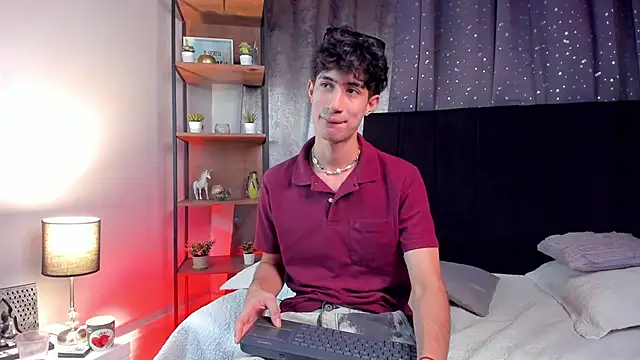 NovaaWheler online show from November 20, 10:42 pm