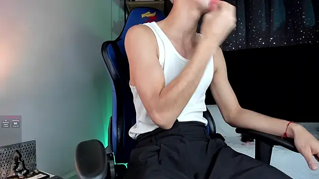 NovaaWheler online show from December 22, 12:33 am