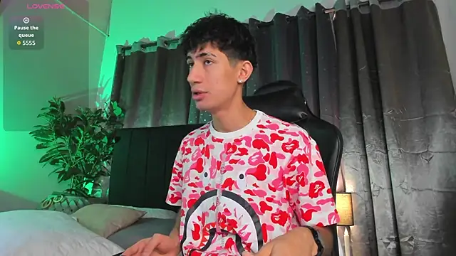 NovaaWheler online show from March 11, 10:42 am