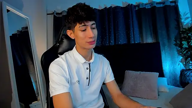 NovaaWheler online show from April 8, 12:28 pm