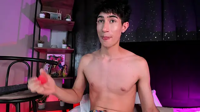 NovaaWheler online show from October 25, 9:26 pm