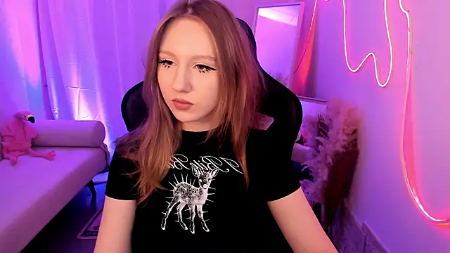 Snapshot of DariaTate chatting on February 8, 11:41 am DariaTate online show from February 8, 11:41 am