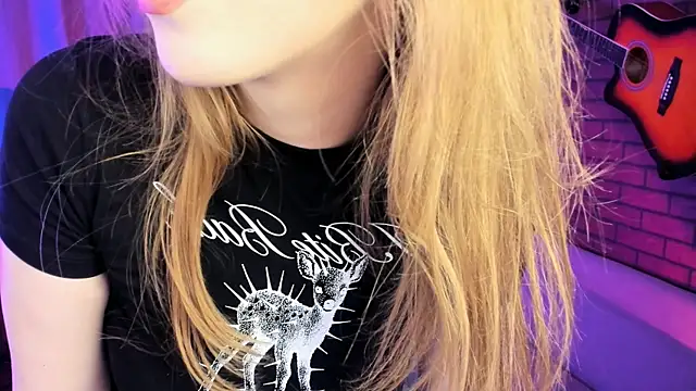 DariaTate online show from April 15, 11:38 am