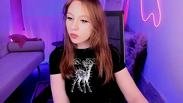 Snapshot of DariaTate chatting on February 13, 11:43 am DariaTate online show from February 13, 11:43 am