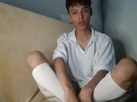 ChavoOT online show from February 15, 11:58 pm