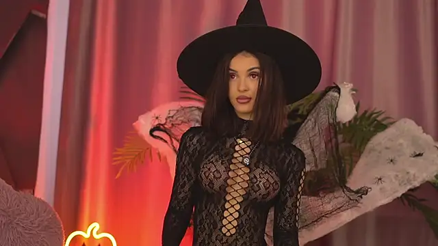 Snapshot of LilaRoses chatting on October 24, 5:17 am LilaRoses online show from October 24, 5:17 am