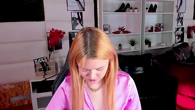 AdeleCartier online show from February 26, 5:46 am