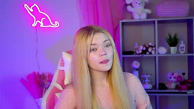 AdeleCartier online show from March 22, 2:37 am