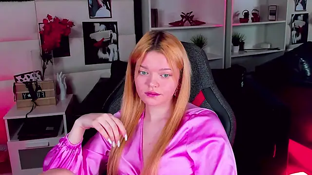 AdeleCartier online show from February 28, 3:48 am