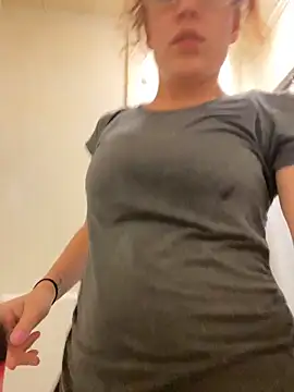 grassXass420 online show from October 26, 9:20 am