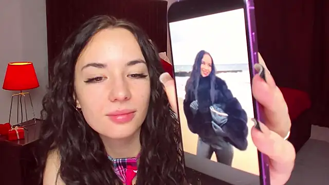 Snapshot of Suga_babe chatting on October 6, 1:23 pm Suga babe online show from October 6, 1:23 pm