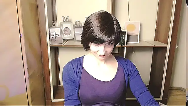  AngeliaFlow  online show from May 4, 8:50 am