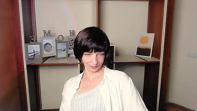 Snapshot of _AngeliaFlow_ chatting on September 26, 6:20 am AngeliaFlow online show from September 26, 6:20 am
