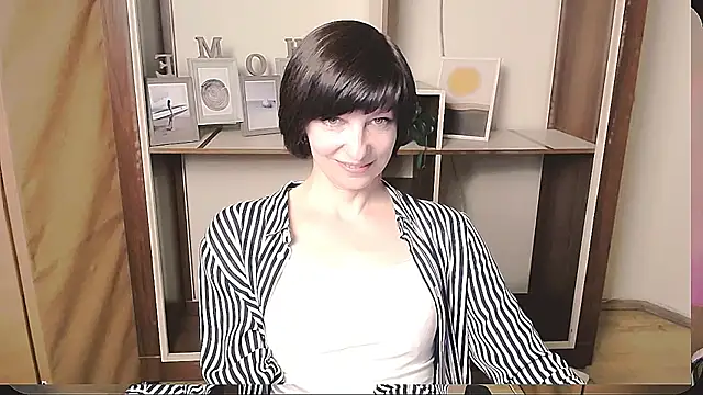  AngeliaFlow  online show from May 14, 8:33 am
