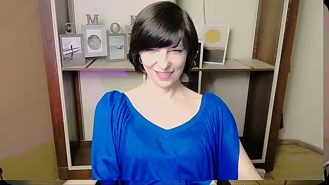 AngeliaFlow  online show from May 26, 7:39 am